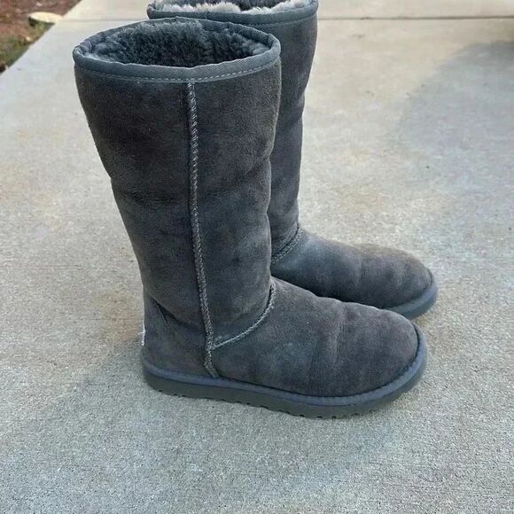 Ugg Classic Tall Boots - Picture 3 of 13